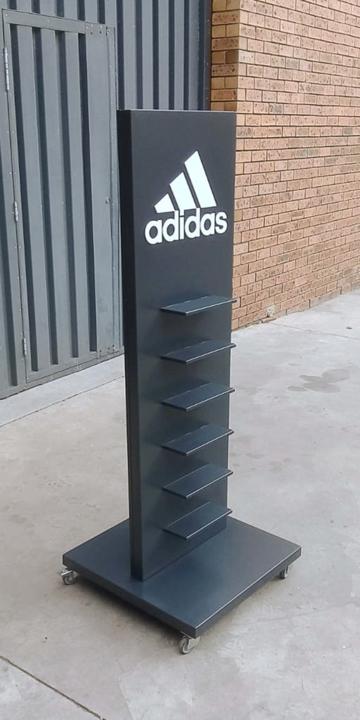 Adidas Footware Stand Finishing 1